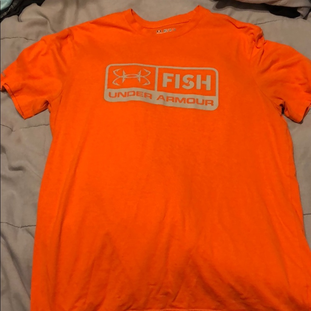 Men’s Under Armour charged fishing t shirt